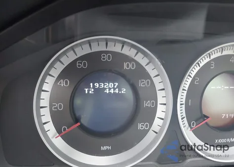 2013 Volvo S60 T5/T5 Platinum/T5 Premier/T5 Premier Plus z USA, uszkodzony, nr VIN YV1612FS8D2180344